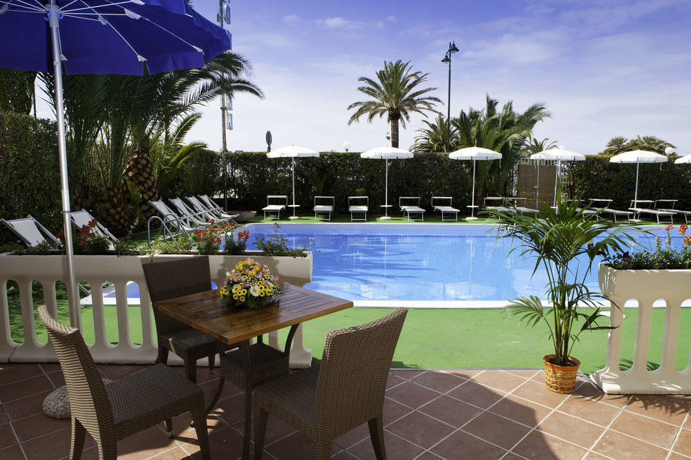 Grand Hotel Forte dei Marmi Exterior foto